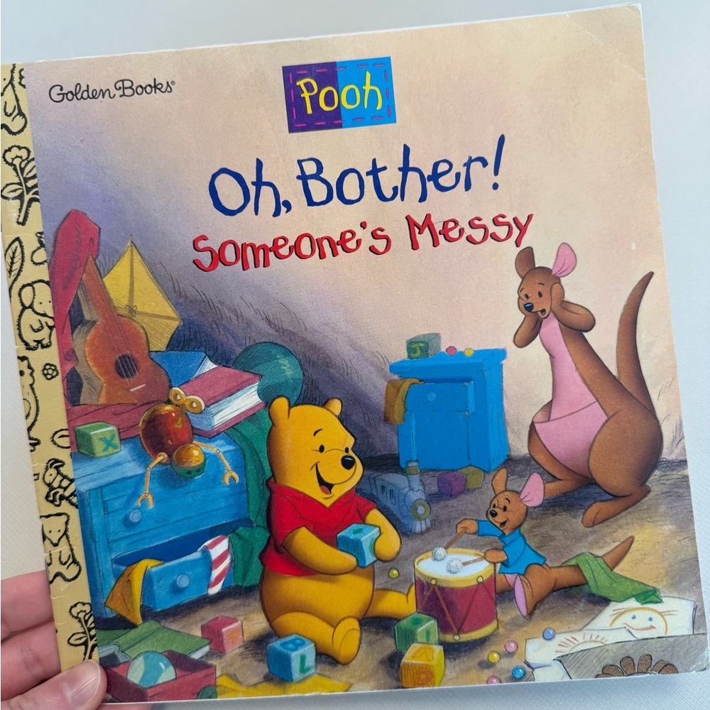 Pooh Oh, Bother! Someone's Messy Book